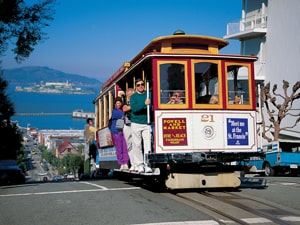 サンフランシスコ半日市内観光（午前）～ツインピークス、ゴールデンゲートブリッジを観光～